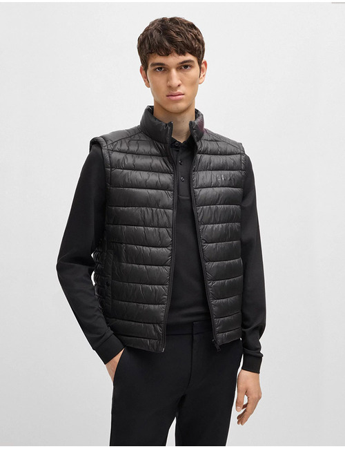 Regular-fit ultralichte waterafstotende bodywarmer met ton-sur-ton BOSS-logo