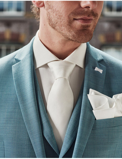 Slim fit driedelig kostuum in lichtgroene tint 