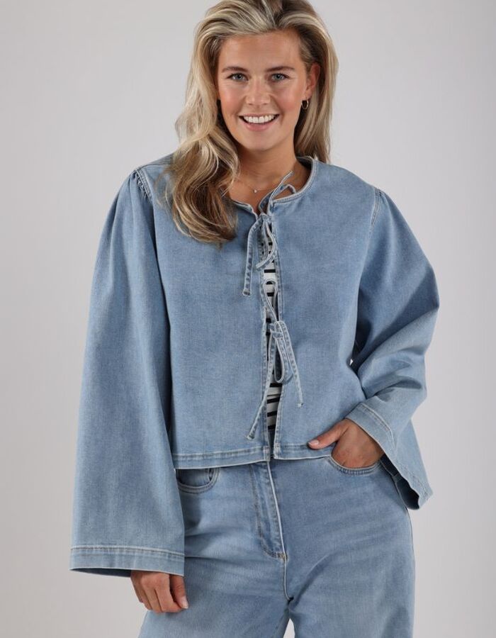 Nukus jeansjas lichte washing