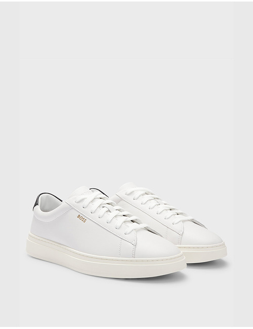 Vetersneakers van gepolijst leer met logodetails  