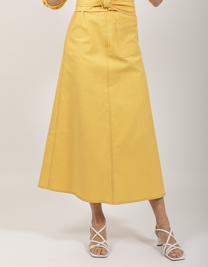 Nxi By Oni Onik lange rok fuschia