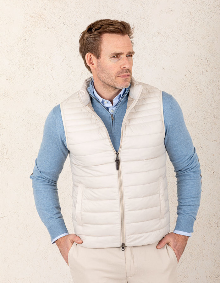 Ultra lichtgewicht bodywarmer – linen beige