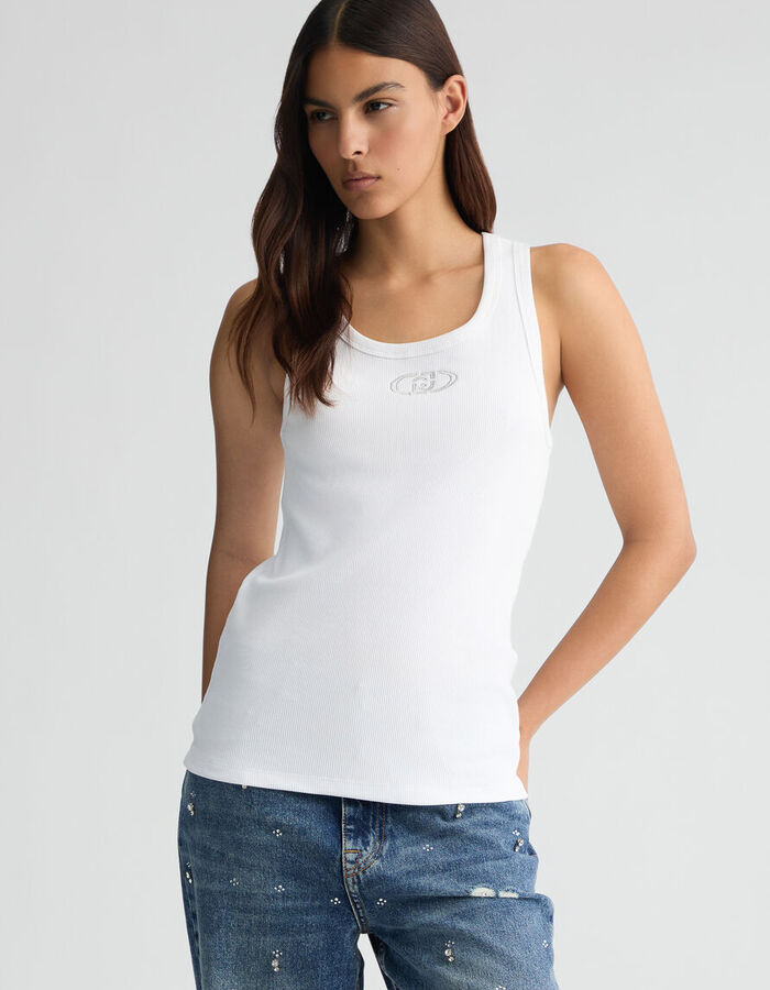 Liu Jo tops wit