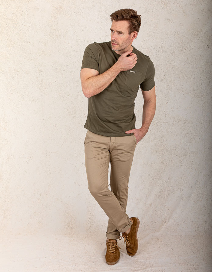 Standard fit t-shirt met borstzak