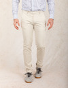 Slim fit broek met Tencel kwaliteit  