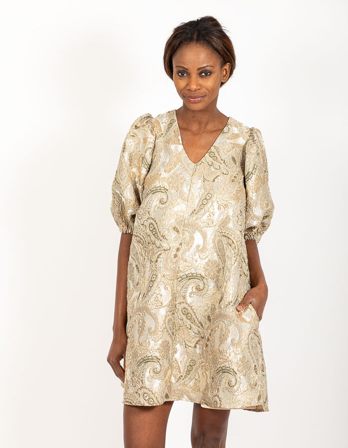 Nxi By Oni Onik kort kleed goud