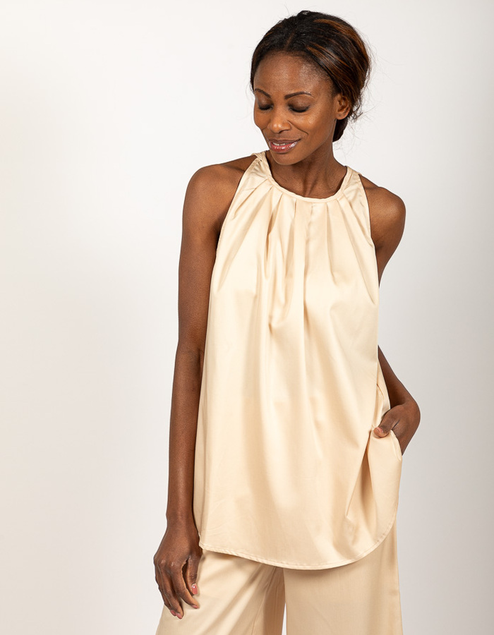 Aimee The Label tops beige