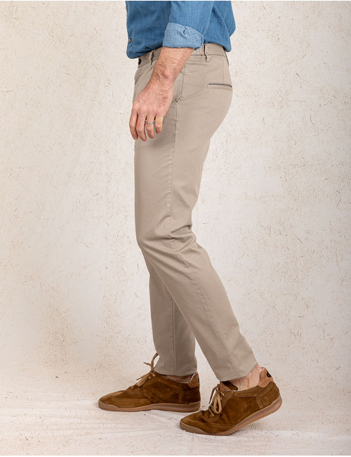 Comfort Fit Elliot Chino