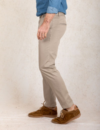 Comfort Fit Elliot Chino