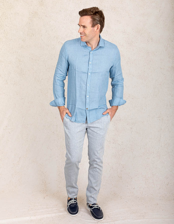 Slim fit linnen hemd in lichtblauw