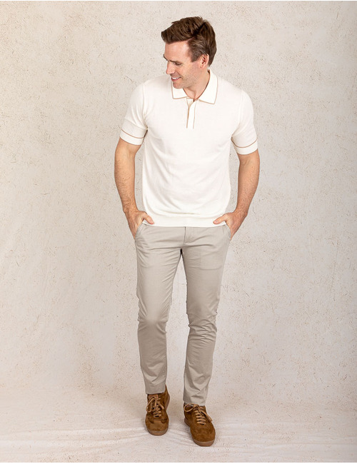Slim fit katoenen polo met washed effect in offwhite
