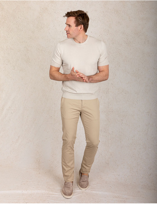 Beige fijngebreide katoenen T-shirt