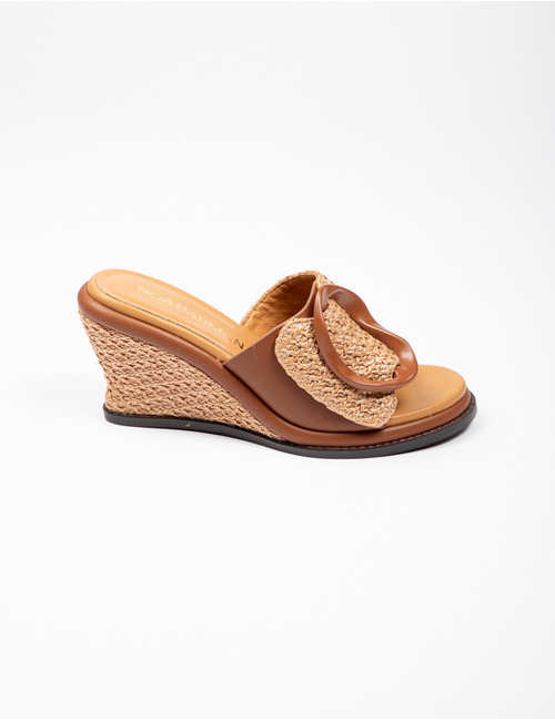 Noa Harmon muil met hak beige
