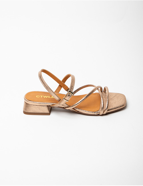 Ctwlk platte sandalen brons