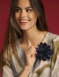 Les Cordes broche navy