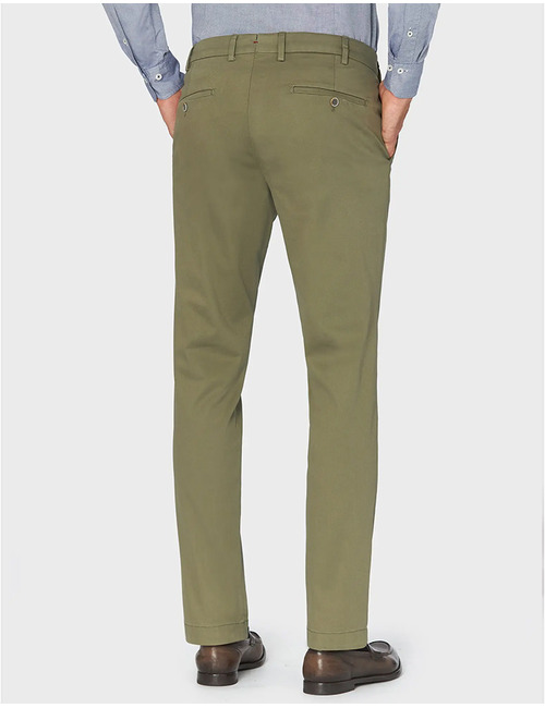 HILTL Tilo I chino in olijfgroen – Perfetto Twill, Slim Fit