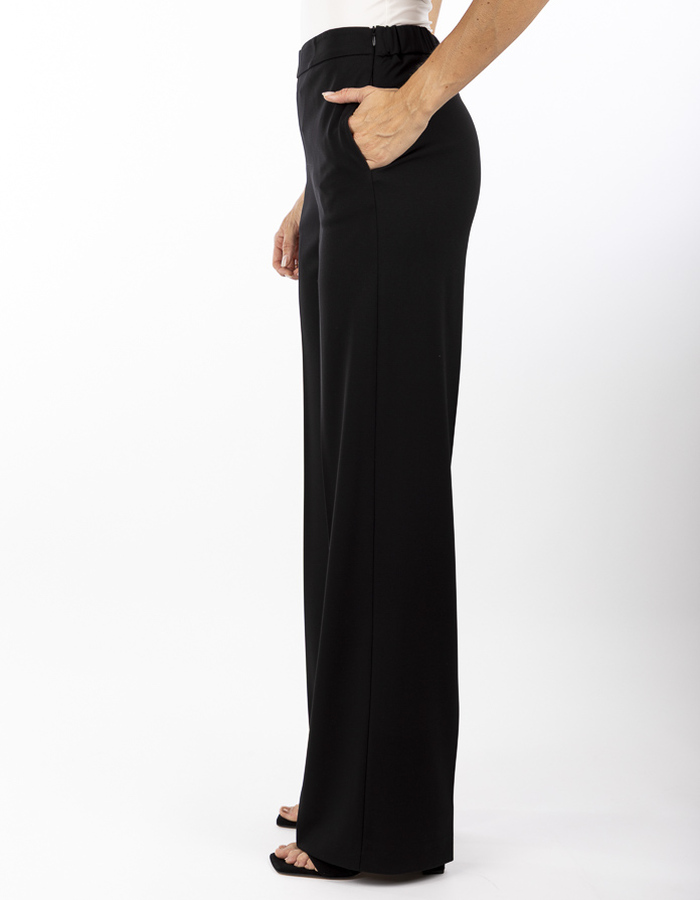 Liviana Conti broek met elatische band zwart