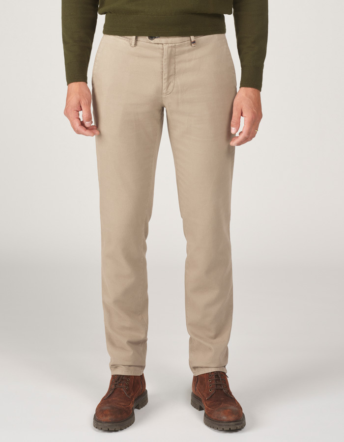 Magnus-P 27 regular-fit chino – Tofu
