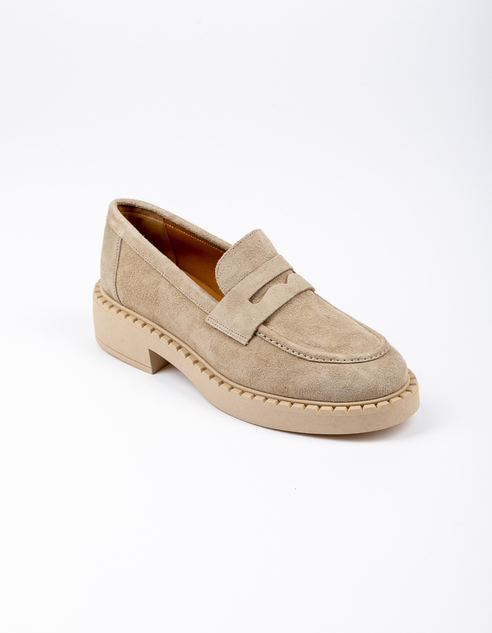 Ctwlk mocassin met hak beige