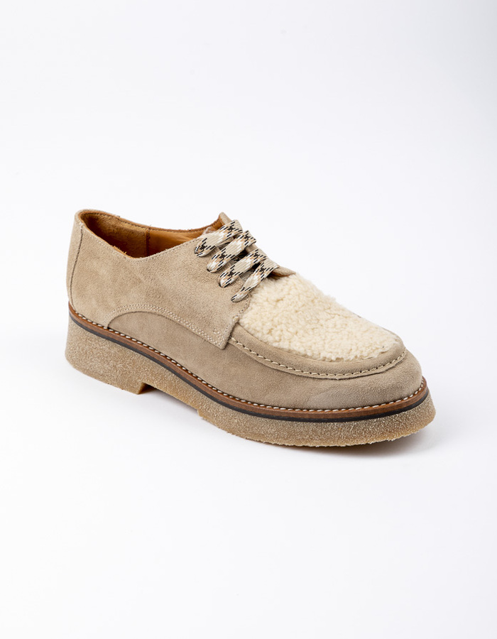 Ctwlk geklede schoen beige