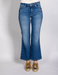 Francesca - Blauwe bootcut jeans met comfortabele stretch en klassieke pasvorm
