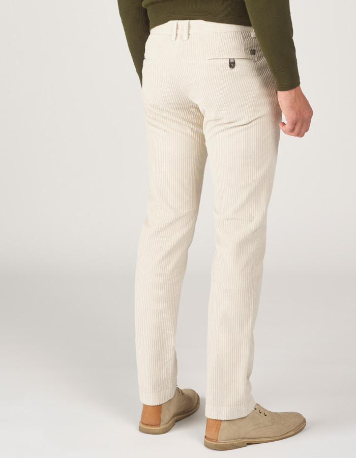 Sidney Slim Fit Corduroy Chino – Offwhite