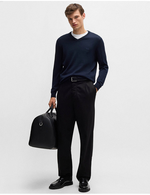Regular Fit V-Neck Sweater in Scheerwol 