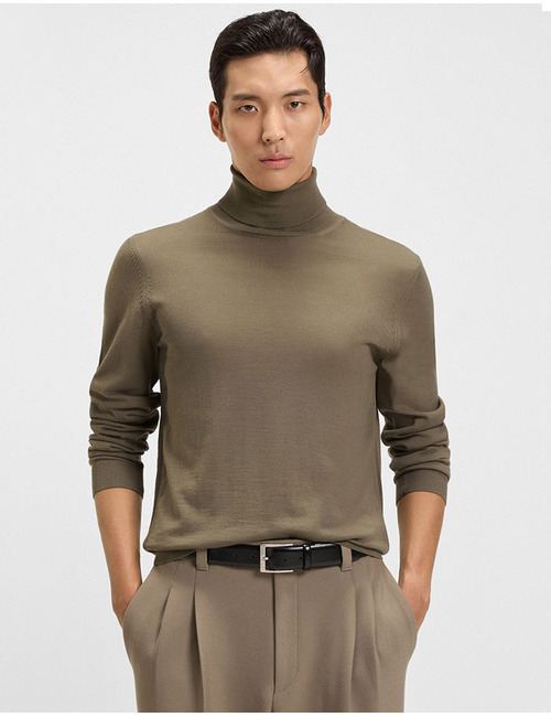 Regular Fit Coltrui in Merinowol 