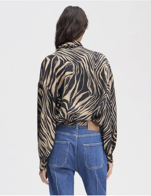 Munthe tops camel
