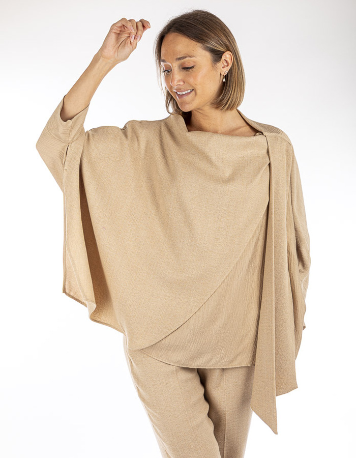 Oscar The Collection poncho ecru