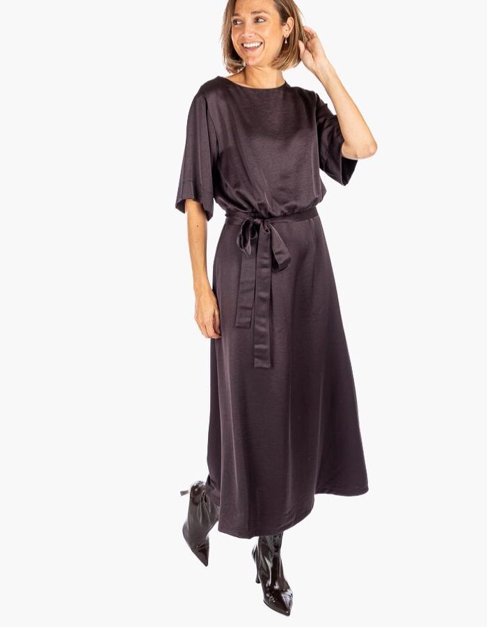 Senso kleed bruin