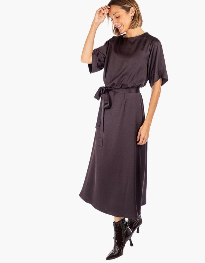 Senso kleed bruin