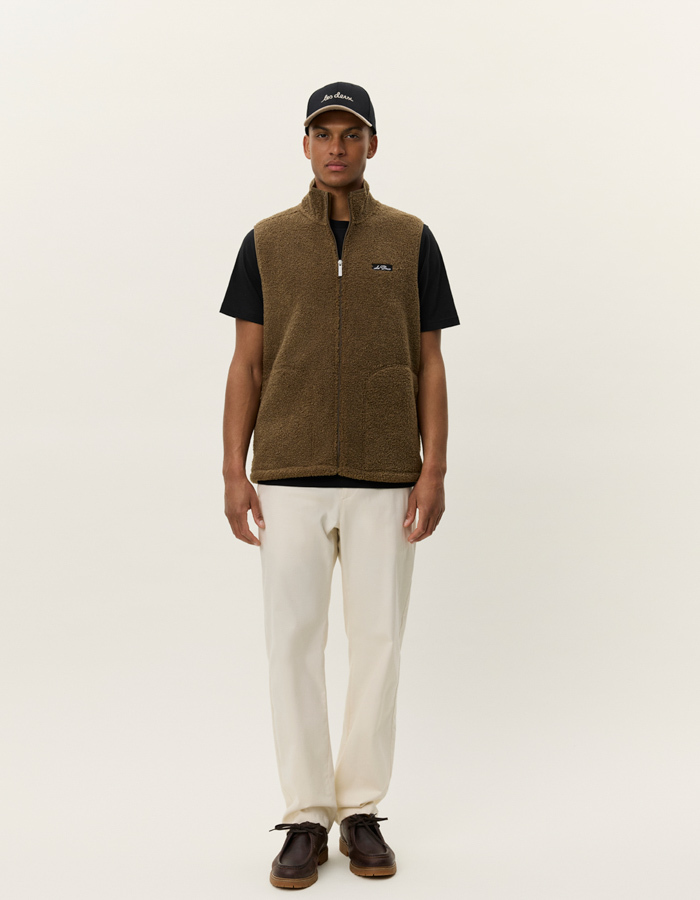 Regular Fit Creed Teddy Vest in Teak Brown