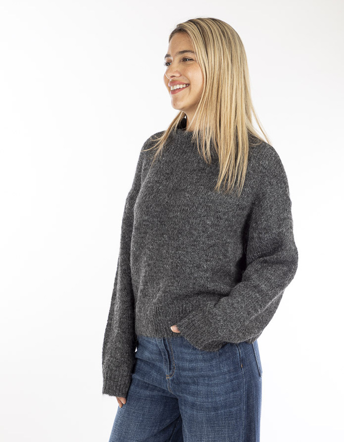Neo Noir lange mouw pull grijs