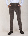 Modern Fit Corduroy Broek in Donkerbruin