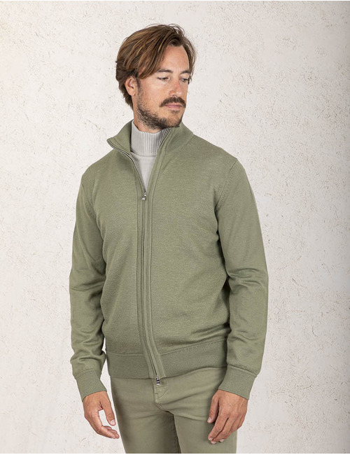 Vest met ritssluiting van scheerwol in groene kleur