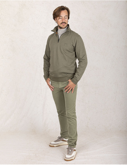  Sweatshirt van katoenen sweatstof met ritskraag en logopatch