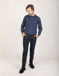 Modern Fit Chino P. Torinostyle in Donkerblauw Microstructuur 