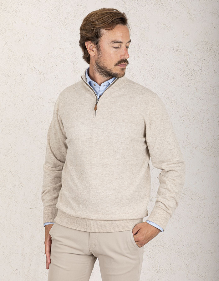 Beige Half-Zip Pull in Super Geelong Lambswool