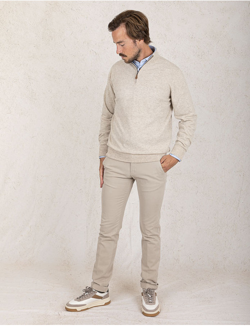 Beige Half-Zip Pull in Super Geelong Lambswool