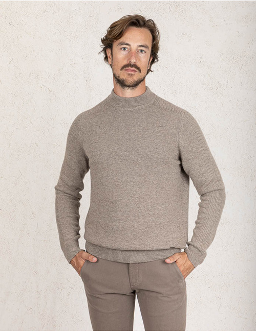 Joop pull met ronde hals bruin