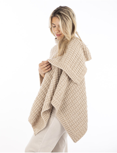 Due Amanti poncho beige