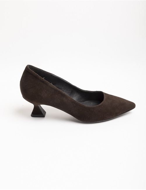 Ctwlk pump bruin