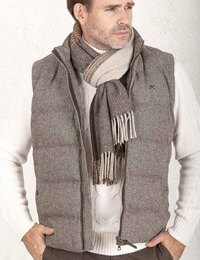 Sjaal in Beige met Visgraatmotief 