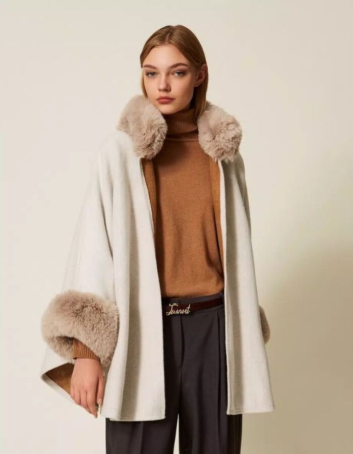 Twinset poncho ecru