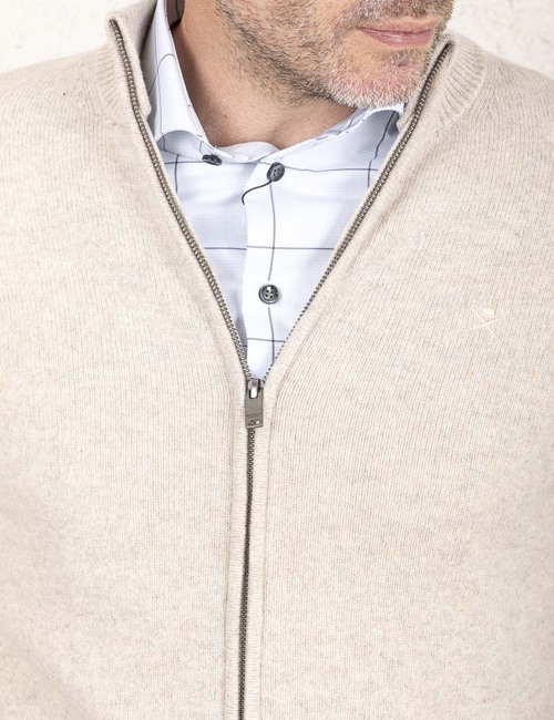 215525_5.JPG