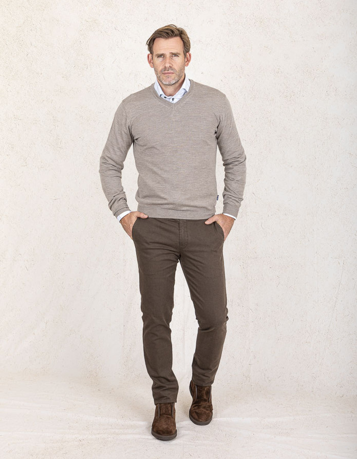 Regular Fit V-hals Trui in Taupe 