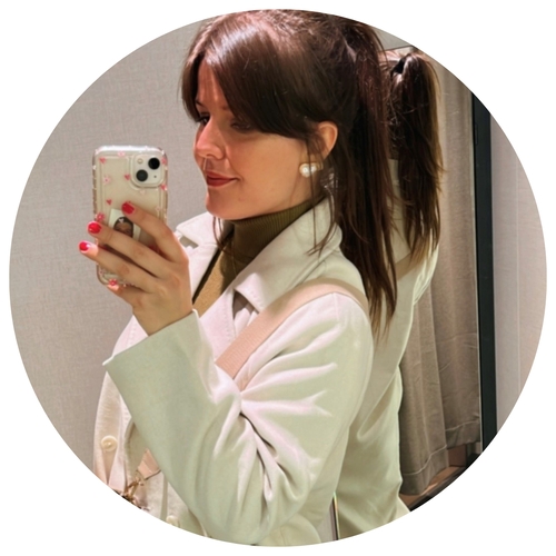 Camille | Consultant en mode Due Amanti Knokke & Nieuwpoort Camille | Consultant en mode Due Amanti Knokke & Nieuwpoort