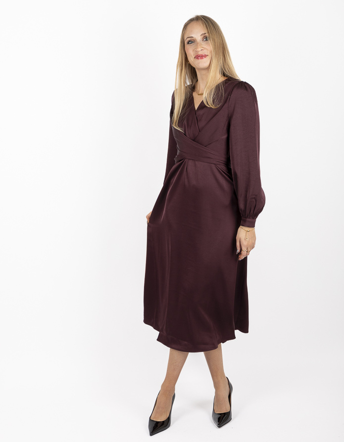 Neo Noir lang kleed bordeaux