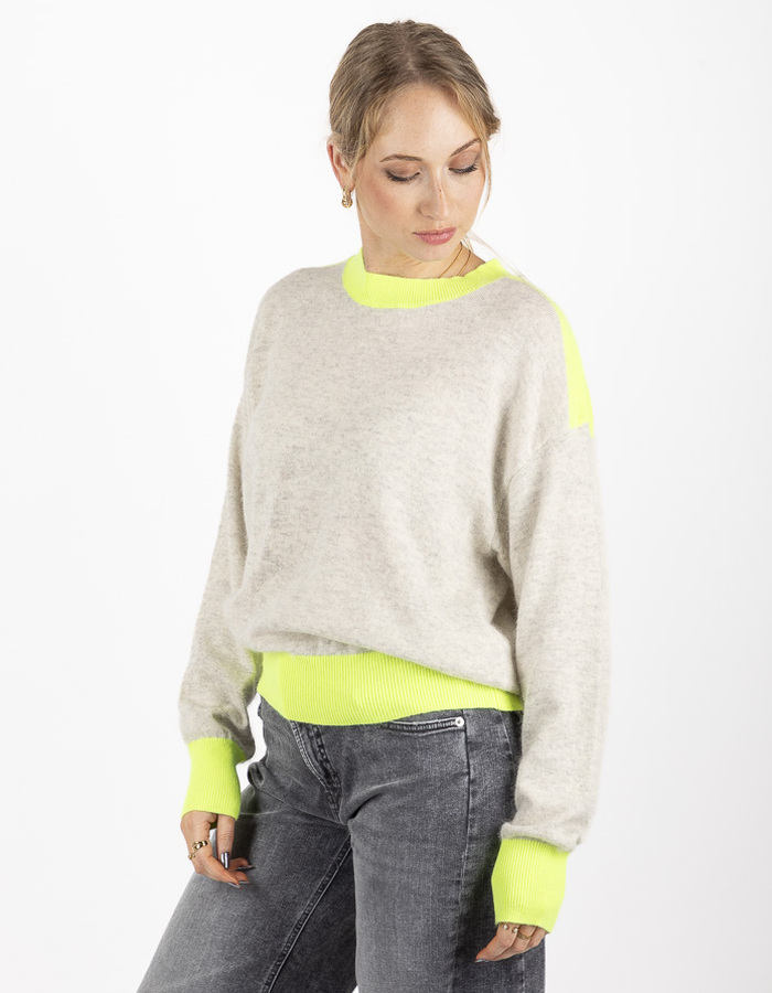 Lalotti pull met ronde hals beige